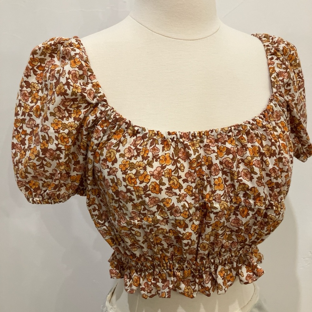 3/$18 Boho Floral Puff Sleeve crop Top